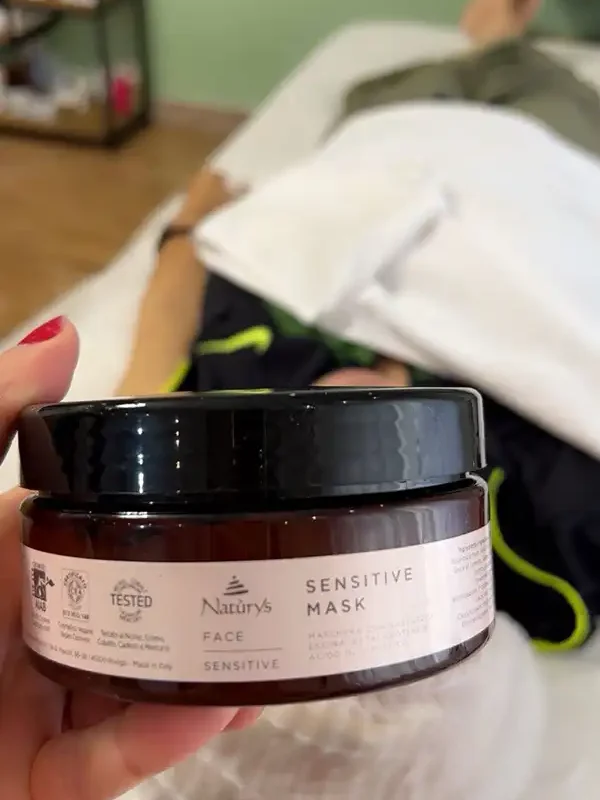 پاکسازی پوست - احمد جانی